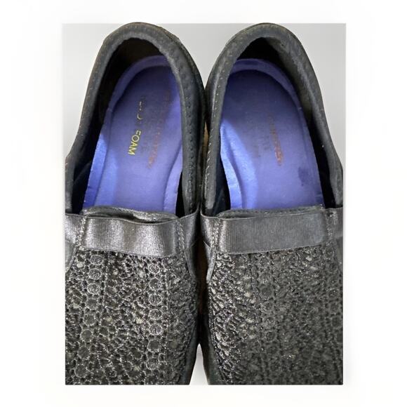 Skechers Suede Black Walking Shoes Sz 8 Flats Slip-On - Picture 5 of 6